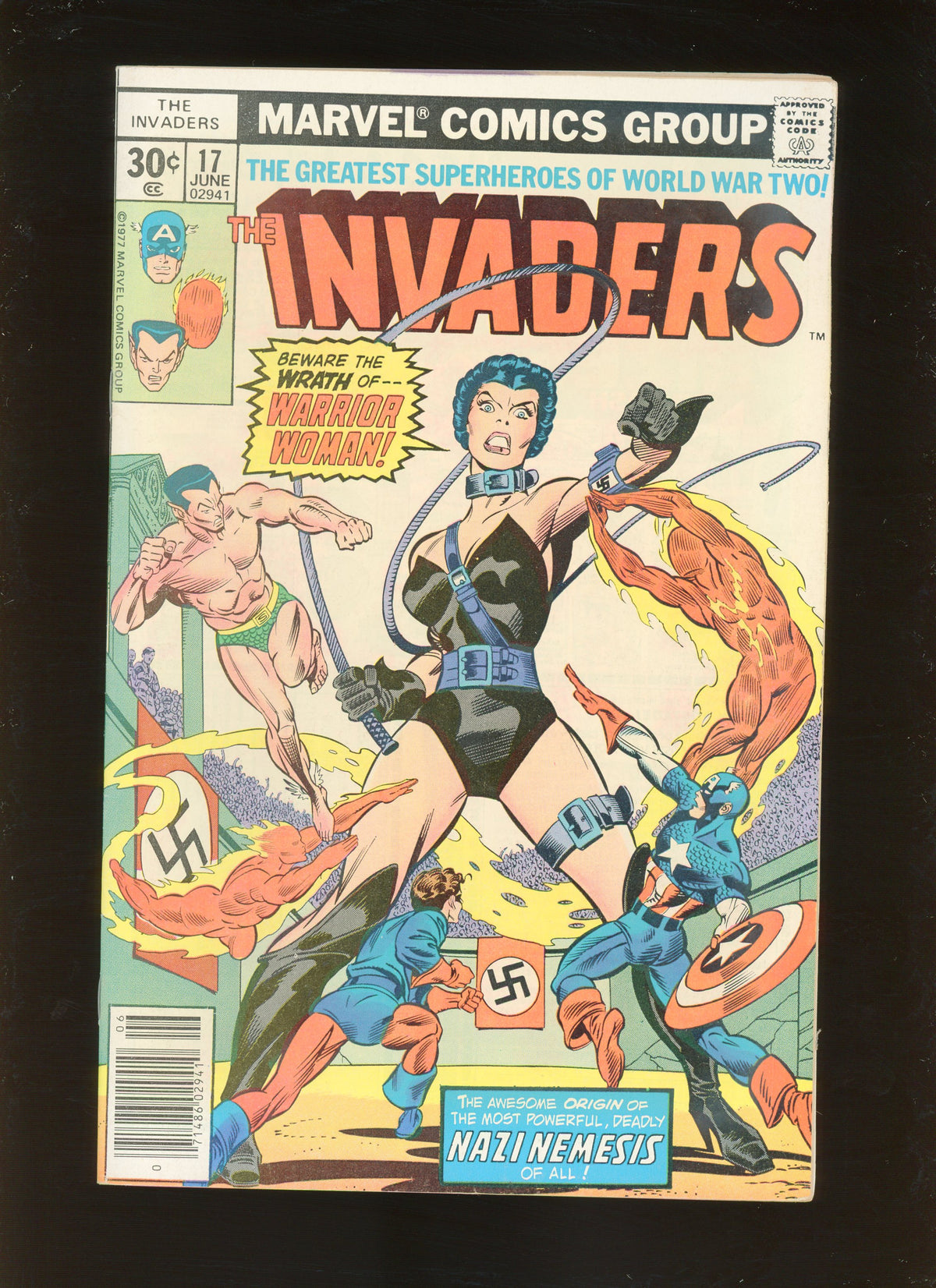 The Invaders #17 (1977) 1st Warrior Woman Marvel Newsstand