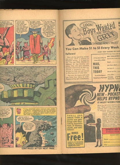 Avengers #5 (1964) centerfold and staples condition photo